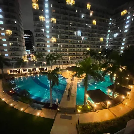 Jaja\'S Place At Shell Residences With Balcony Pool View