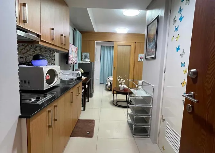 Jaja's Place At Shell Residences With Balcony Pool View Apartahotel *