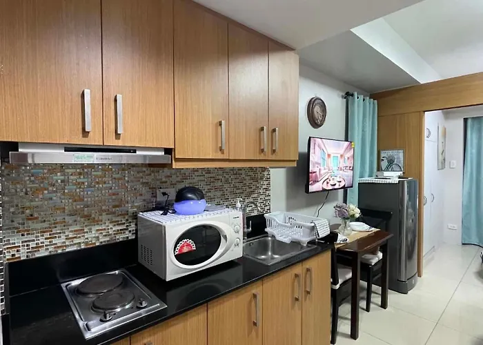 Jaja's Place At Shell Residences With Balcony Pool View Manila