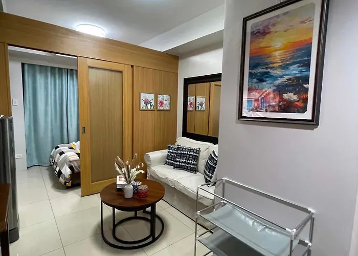 Jaja's Place At Shell Residences With Balcony Pool View Apartahotel Manila